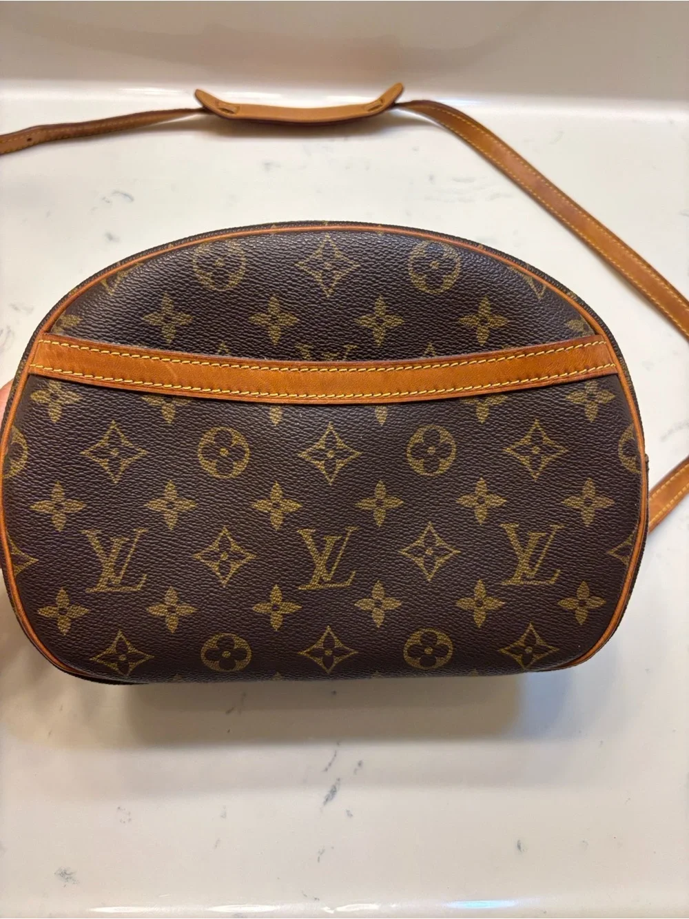 Louis Vuitton Blois Monogram Brown Crossbody NO0977 - Authentic
